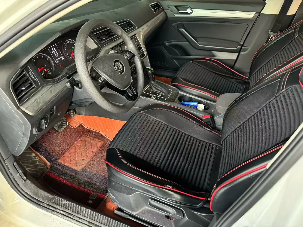 2019 Volkswagen T-Cross 1.4T 150HP L4 7DCT,autocango,china used car exporter,china ev exporter,chinese used car exporter,chinese used ev exporter