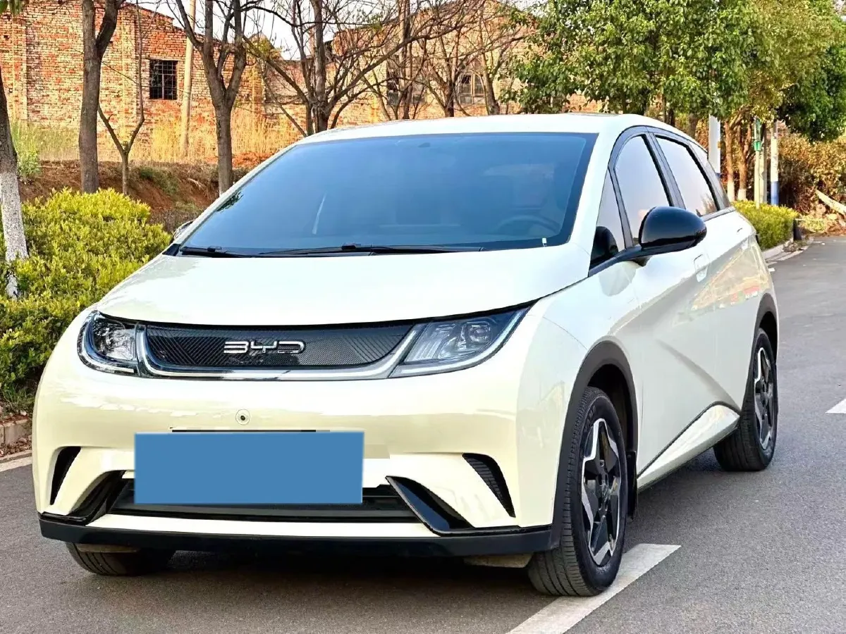 2021 Ford Escort 1.5L 122HP L3 6AT,autocango,china used car exporter,china ev exporter,chinese used car exporter,chinese used ev exporter