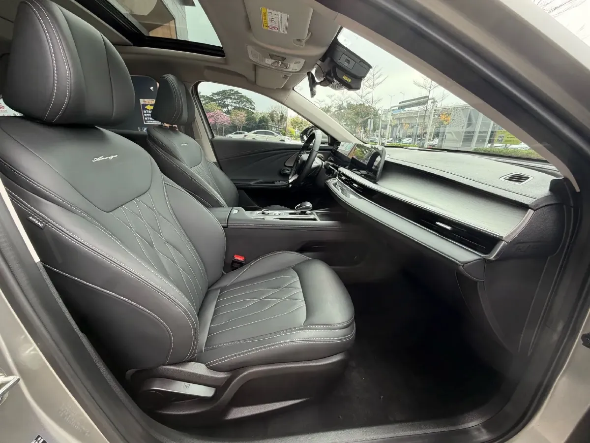 2022 Chery Arrizo 8 1.6T 197HP L4 7DCT,autocango,china used car exporter,china ev exporter,chinese used car exporter,chinese used ev exporter