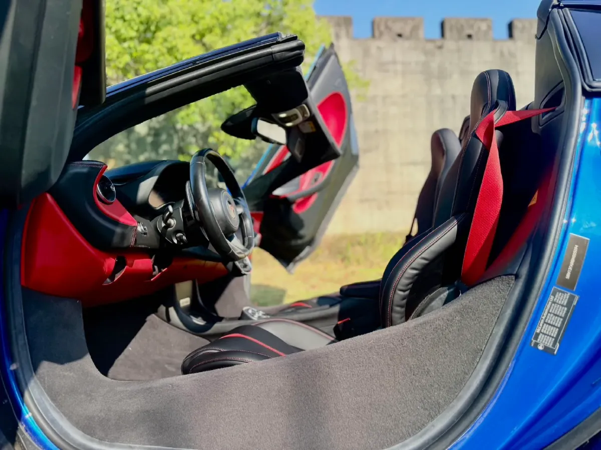 2019 McLaren 570 3.8T 570HP V8 7DCT,autocango,china used car exporter,china ev exporter,chinese used car exporter,chinese used ev exporter