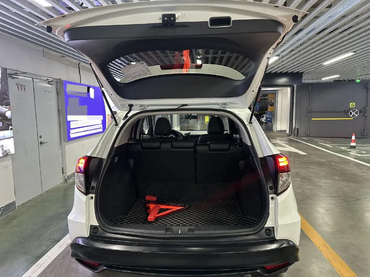 2020 Honda Vezel 1.5L 131HP L4 CVT,autocango,china used car exporter,china ev exporter,chinese used car exporter,chinese used ev exporter