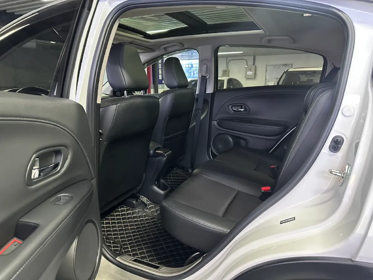 2020 Honda Vezel 1.5L 131HP L4 CVT,autocango,china used car exporter,china ev exporter,chinese used car exporter,chinese used ev exporter