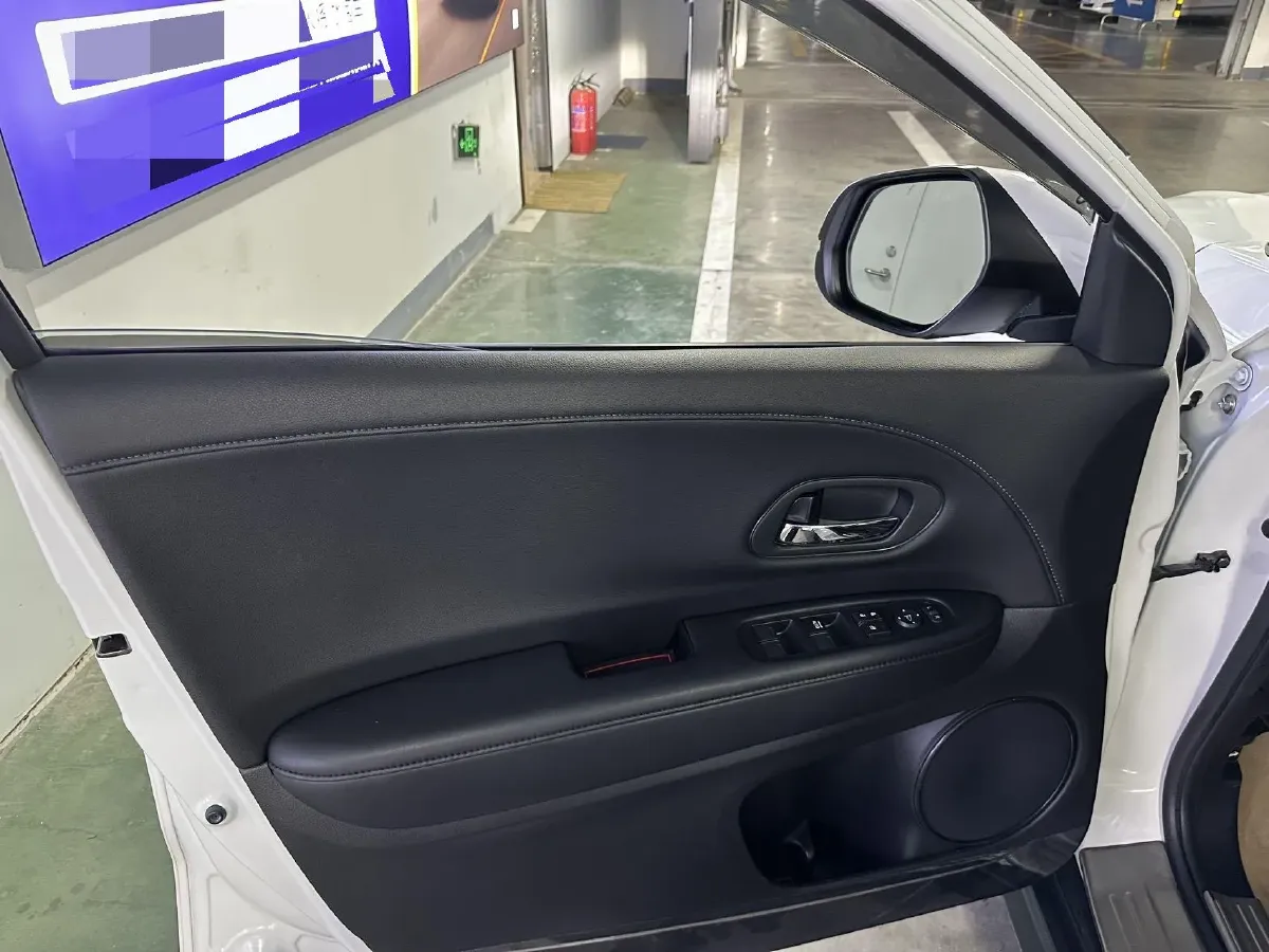 2020 Honda Vezel 1.5L 131HP L4 CVT,autocango,china used car exporter,china ev exporter,chinese used car exporter,chinese used ev exporter