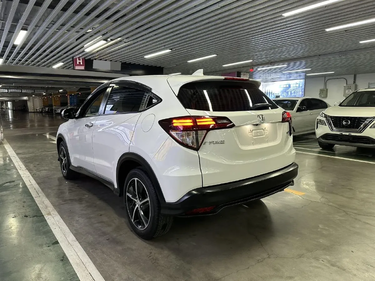 2020 Honda Vezel 1.5L 131HP L4 CVT,autocango,china used car exporter,china ev exporter,chinese used car exporter,chinese used ev exporter