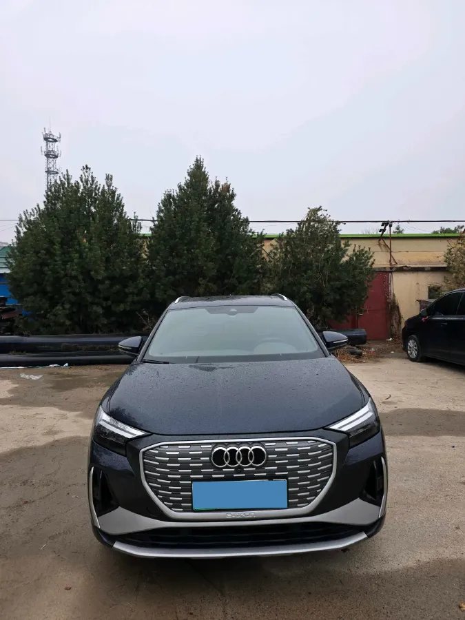 2024 Audi Q4 e-tron BEV 84.8KWH,autocango,china used car exporter,china ev exporter,chinese used car exporter,chinese used ev exporter