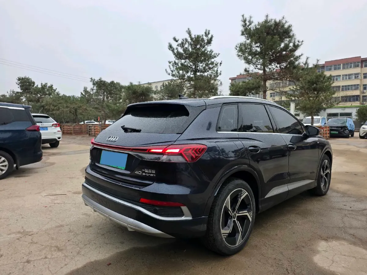 2024 Audi Q4 e-tron BEV 84.8KWH,autocango,china used car exporter,china ev exporter,chinese used car exporter,chinese used ev exporter