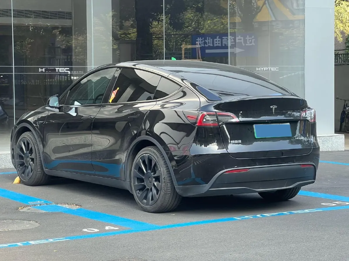 2022 Tesla Model Y BEV 60KWH,autocango,china used car exporter,china ev exporter,chinese used car exporter,chinese used ev exporter