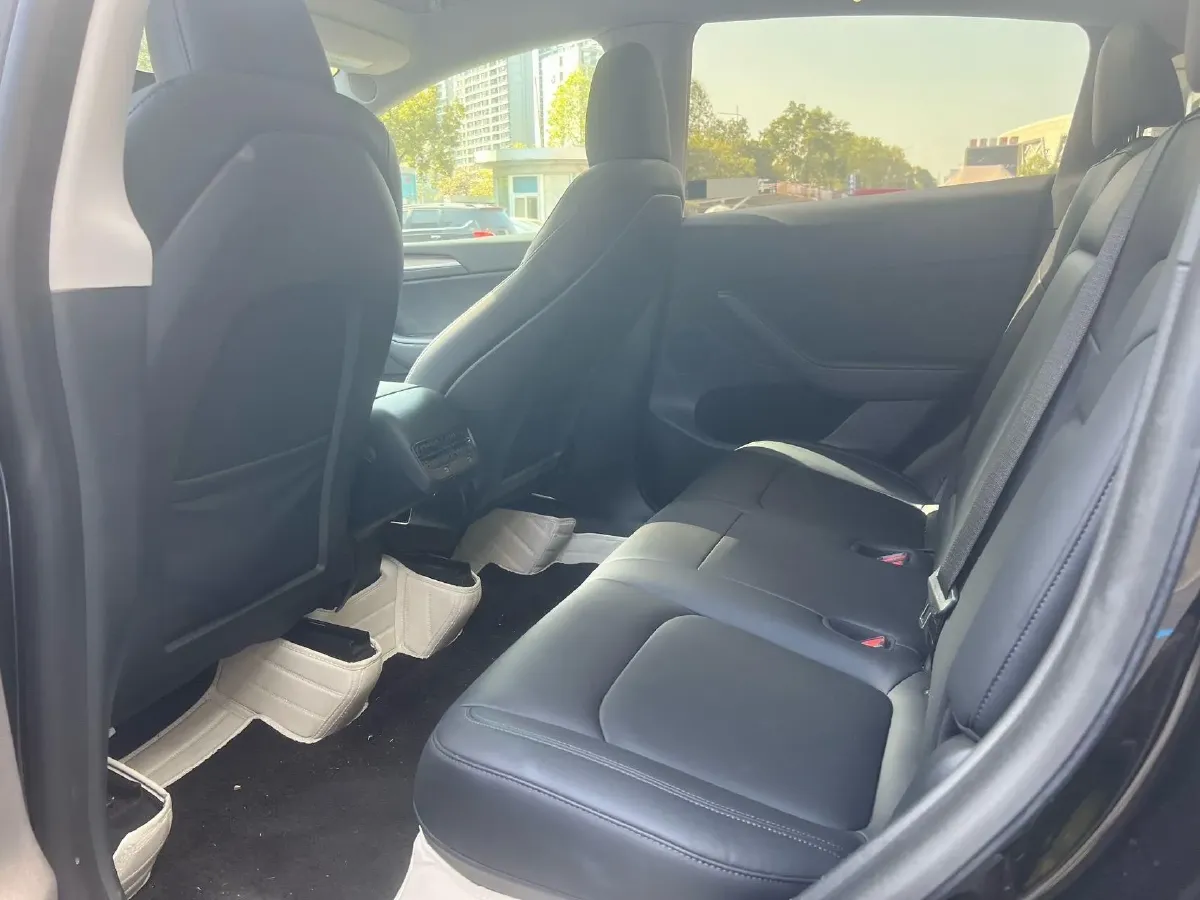 2022 Tesla Model Y BEV 60KWH,autocango,china used car exporter,china ev exporter,chinese used car exporter,chinese used ev exporter