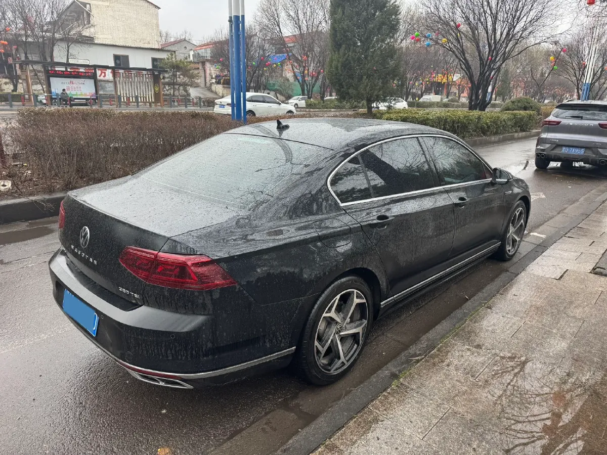 2023 Volkswagen Magotan 2.0T 186HP L4 7DCT,autocango,china used car exporter,china ev exporter,chinese used car exporter,chinese used ev exporter