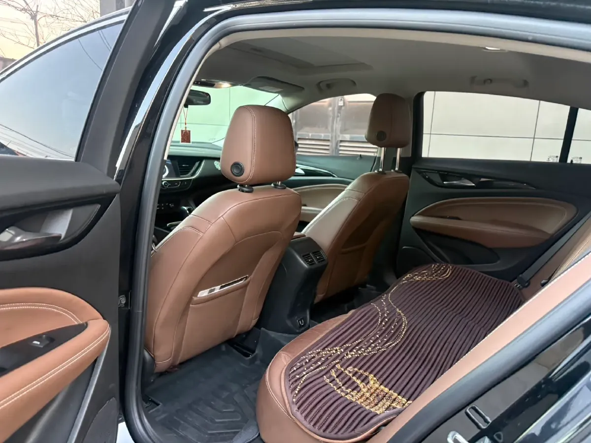 2019 Buick Regal 1.5T 170HP L4 9AT,autocango,china used car exporter,china ev exporter,chinese used car exporter,chinese used ev exporter