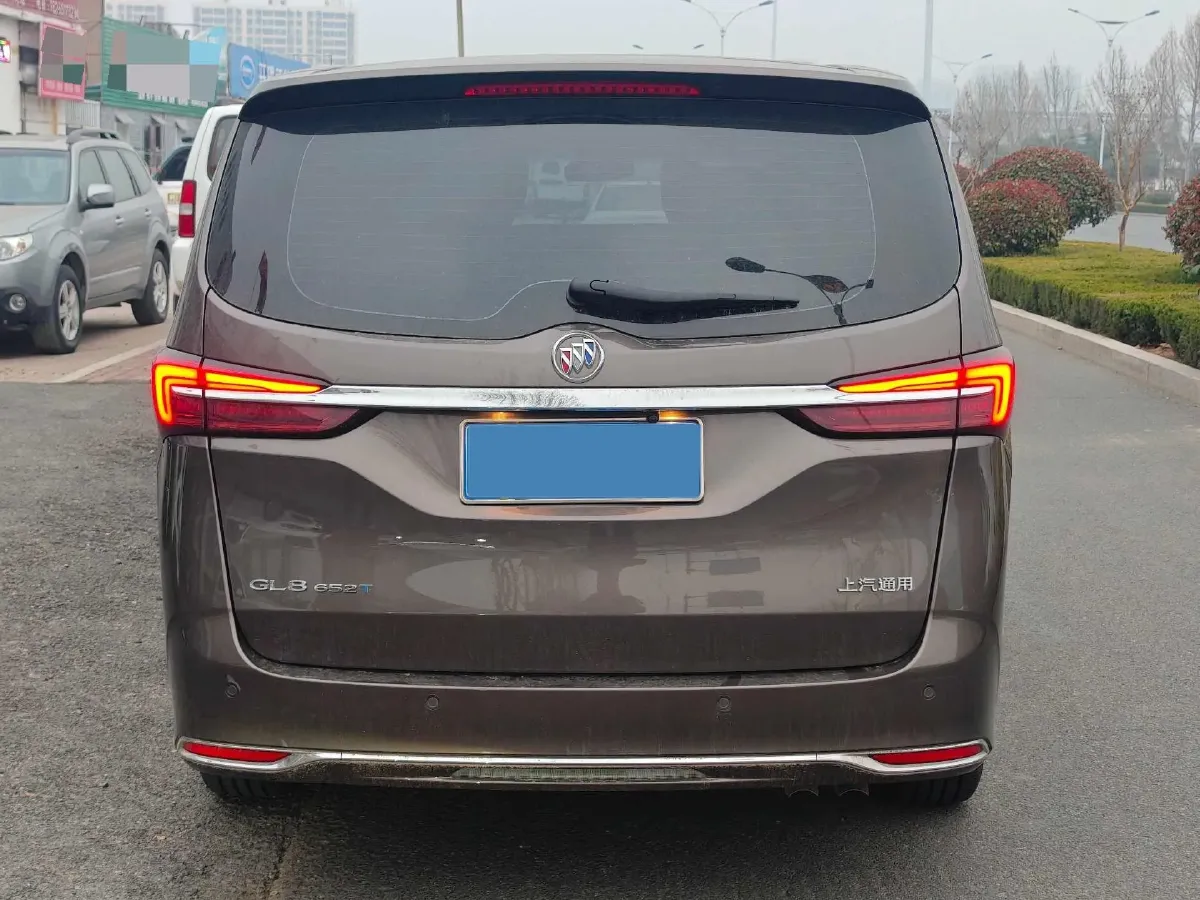 2022 Buick GL8 2.0T 237HP L4 9AT,autocango,china used car exporter,china ev exporter,chinese used car exporter,chinese used ev exporter