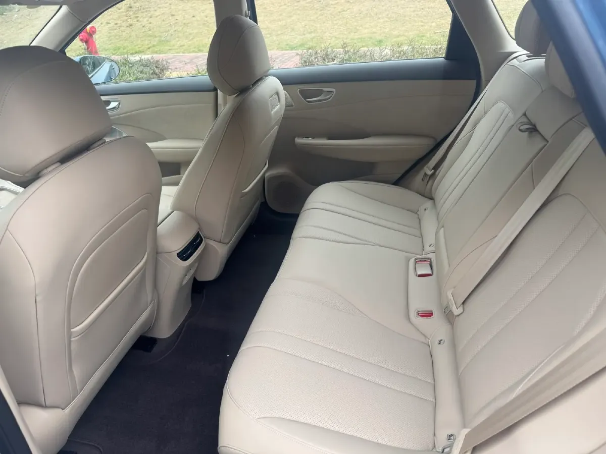 2025 HIMA Shangjie H5 REEV 98HP REEV,autocango,china used car exporter,china ev exporter,chinese used car exporter,chinese used ev exporter