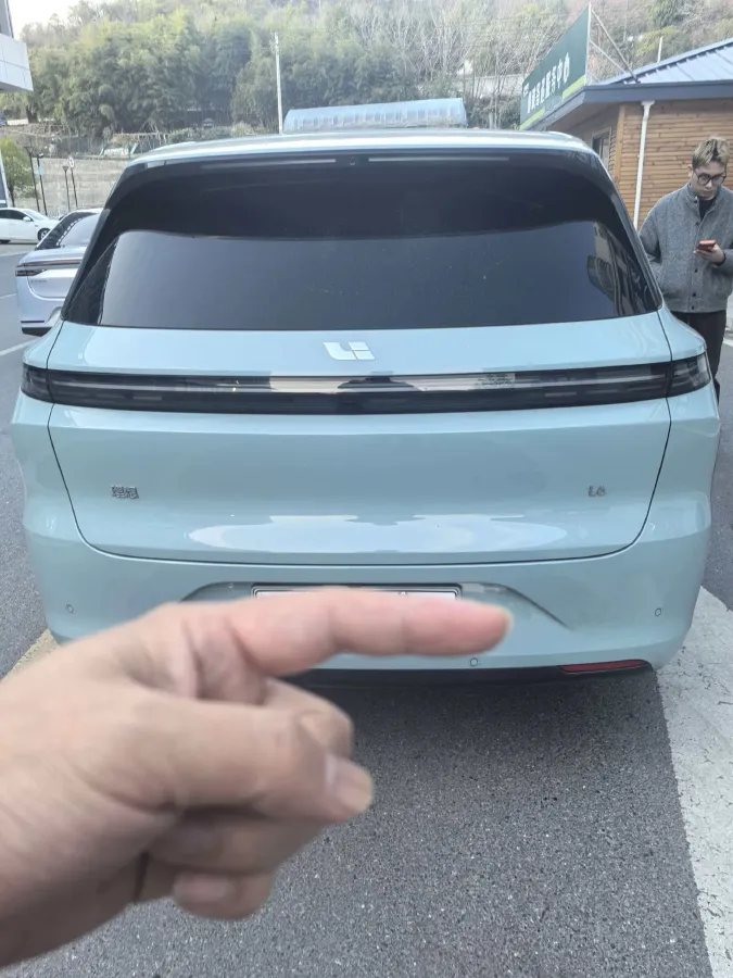 2025 Li L6 Range Extended 154HP L4 REEV,autocango,china used car exporter,china ev exporter,chinese used car exporter,chinese used ev exporter