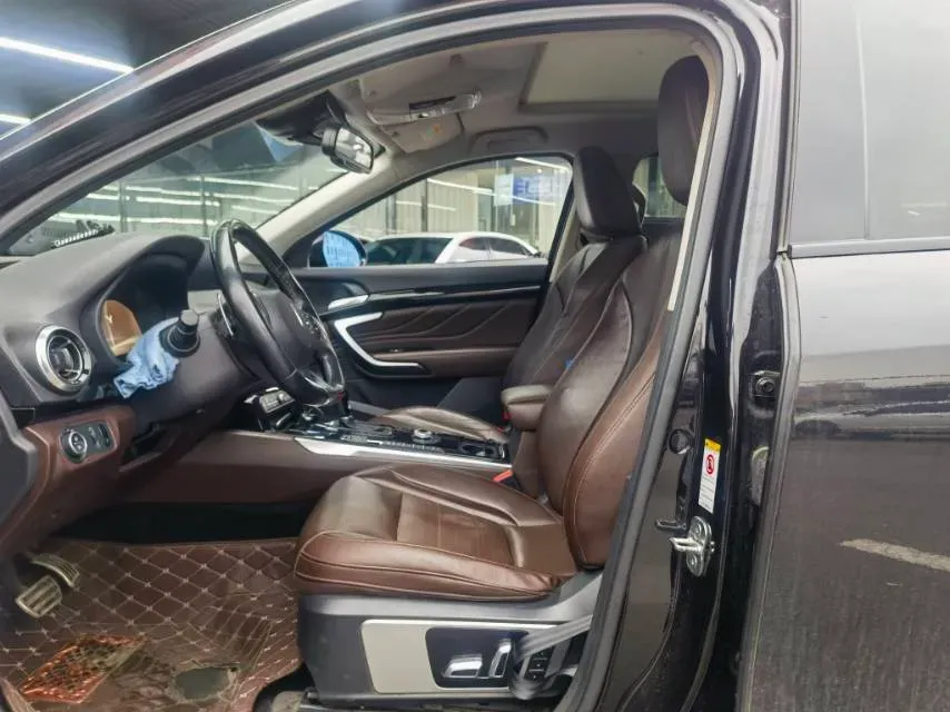 2017 WEY VV7 2.0T 234HP L4 7DCT,autocango,china used car exporter,china ev exporter,chinese used car exporter,chinese used ev exporter