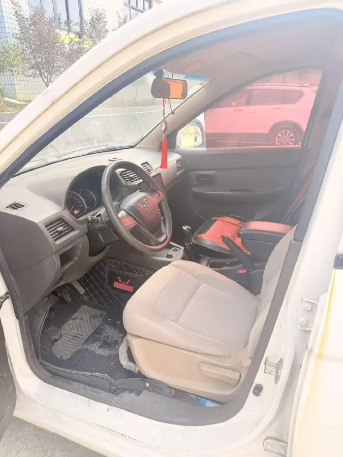 2018 WuLing HongGuang 1.5L 105HP L4 5MT,autocango,china used car exporter,china ev exporter,chinese used car exporter,chinese used ev exporter