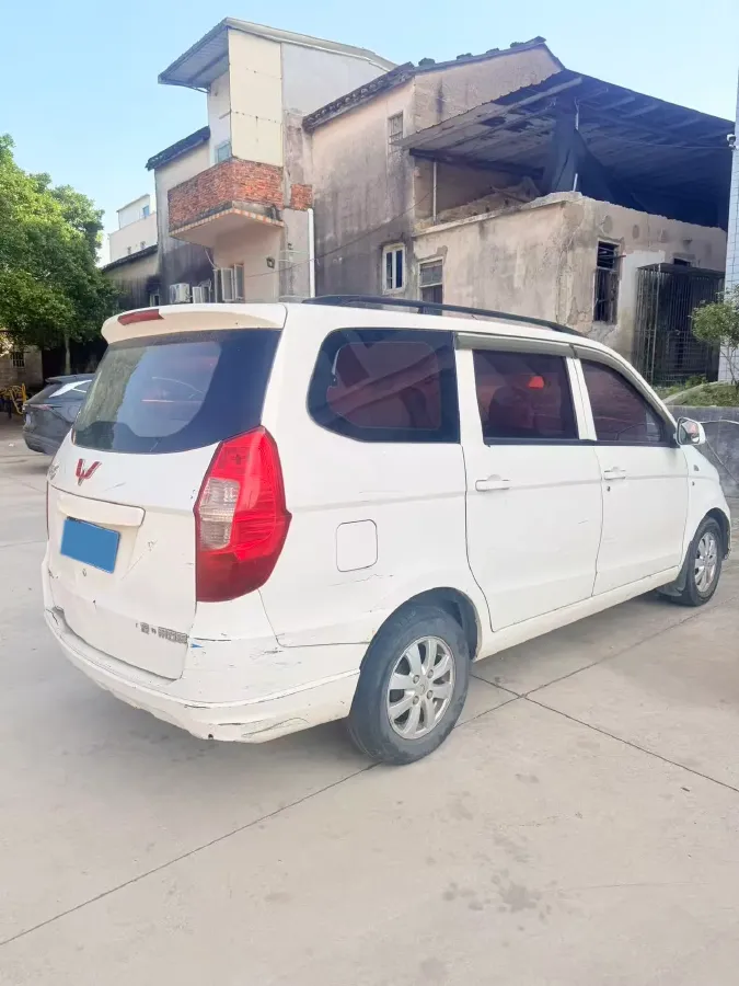 2018 WuLing HongGuang 1.5L 105HP L4 5MT,autocango,china used car exporter,china ev exporter,chinese used car exporter,chinese used ev exporter