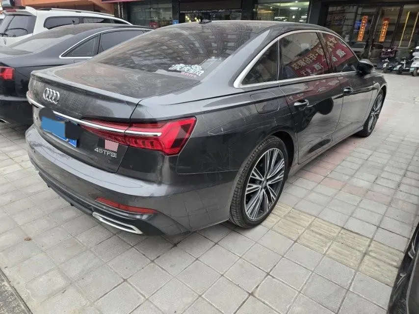2021 Audi A6L 2.0T 224HP L4 7DCT,autocango,china used car exporter,china ev exporter,chinese used car exporter,chinese used ev exporter