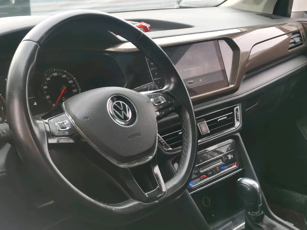2021 Volkswagen Tharu 1.4T 150HP L4 7DCT,autocango,china used car exporter,china ev exporter,chinese used car exporter,chinese used ev exporter