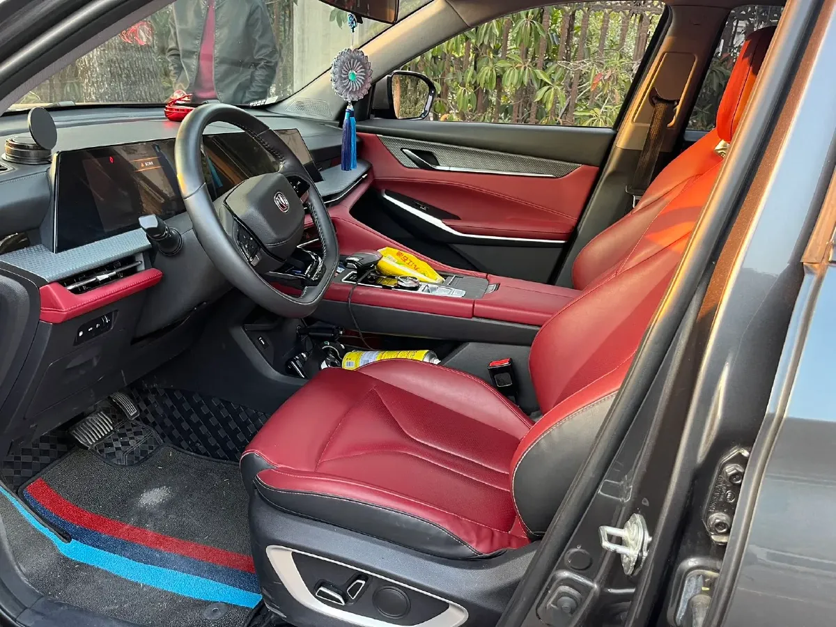 2022 ChangAn CS75 Plus 1.5T 188HP L4 8AT,autocango,china used car exporter,china ev exporter,chinese used car exporter,chinese used ev exporter