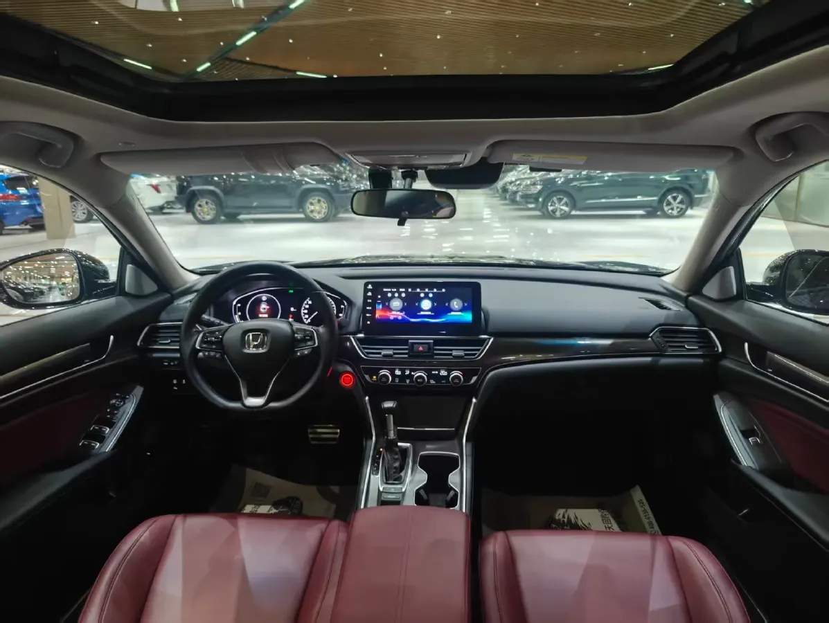 2022 Honda Accord 1.5T 194HP L4 CVT,autocango,china used car exporter,china ev exporter,chinese used car exporter,chinese used ev exporter