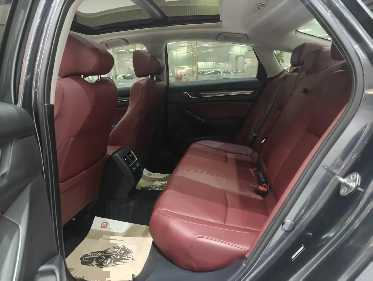 2022 Honda Accord 1.5T 194HP L4 CVT,autocango,china used car exporter,china ev exporter,chinese used car exporter,chinese used ev exporter