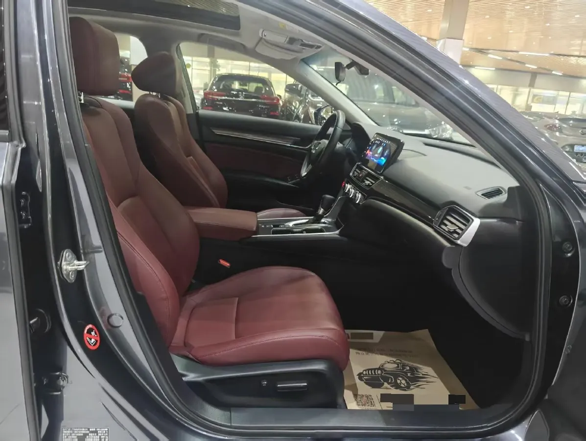 2022 Honda Accord 1.5T 194HP L4 CVT,autocango,china used car exporter,china ev exporter,chinese used car exporter,chinese used ev exporter