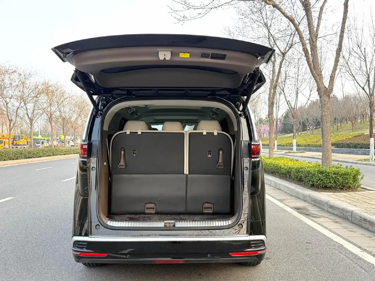 2022 HongQi HS7 3.0T 337HP V6 8AT,autocango,china used car exporter,china ev exporter,chinese used car exporter,chinese used ev exporter