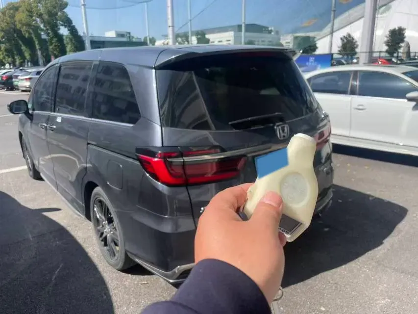 2022 Honda Odyssey 2.0L 146HP L4 E-CVT Hybrid,autocango,china used car exporter,china ev exporter,chinese used car exporter,chinese used ev exporter