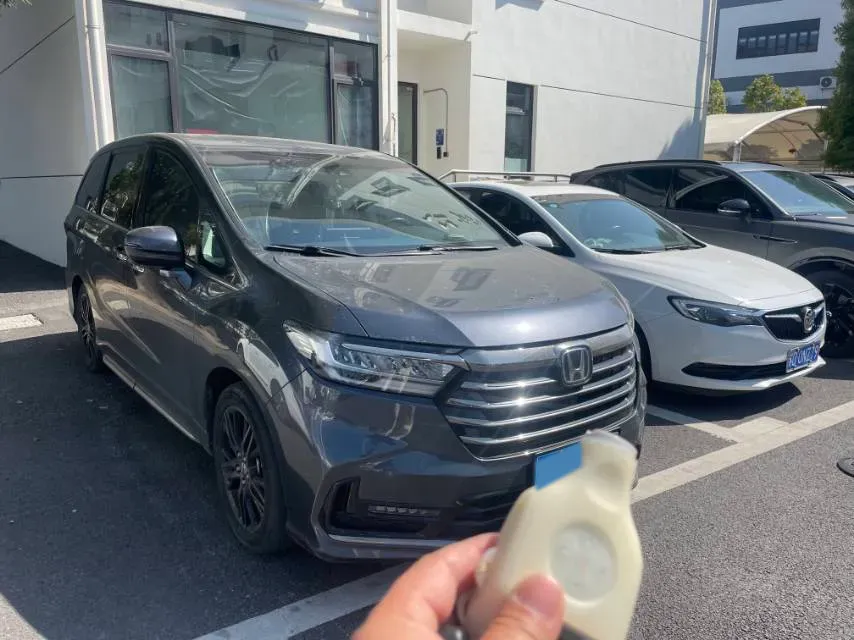 2022 Honda Odyssey 2.0L 146HP L4 E-CVT Hybrid,autocango,china used car exporter,china ev exporter,chinese used car exporter,chinese used ev exporter