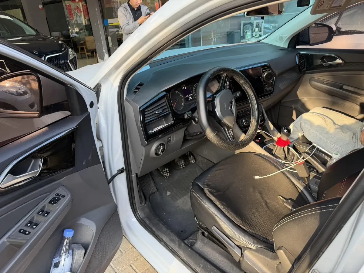 2019 Jetta VS5 1.4T 150HP L4 5MT,autocango,china used car exporter,china ev exporter,chinese used car exporter,chinese used ev exporter