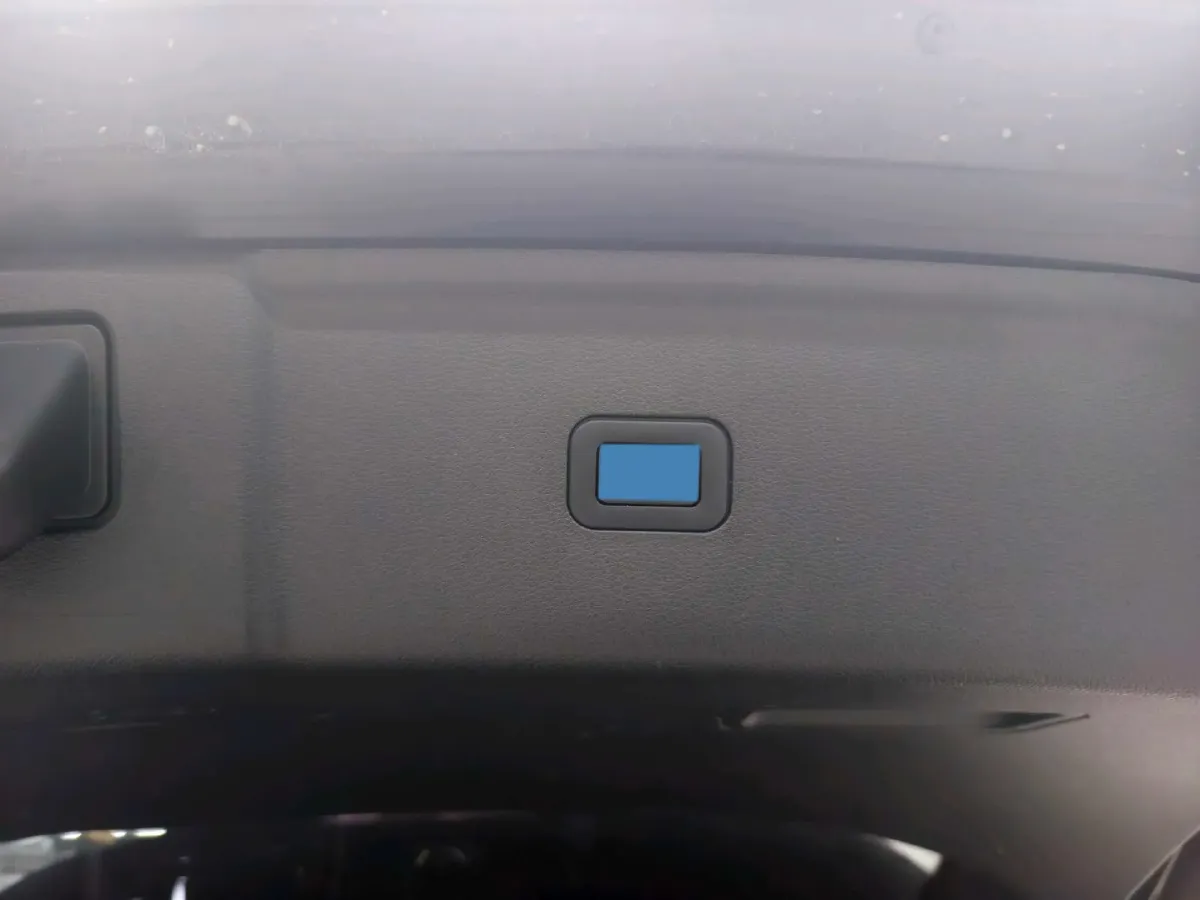 2023 HongQi HS5 2.0T 252HP L4 8AT,autocango,china used car exporter,china ev exporter,chinese used car exporter,chinese used ev exporter