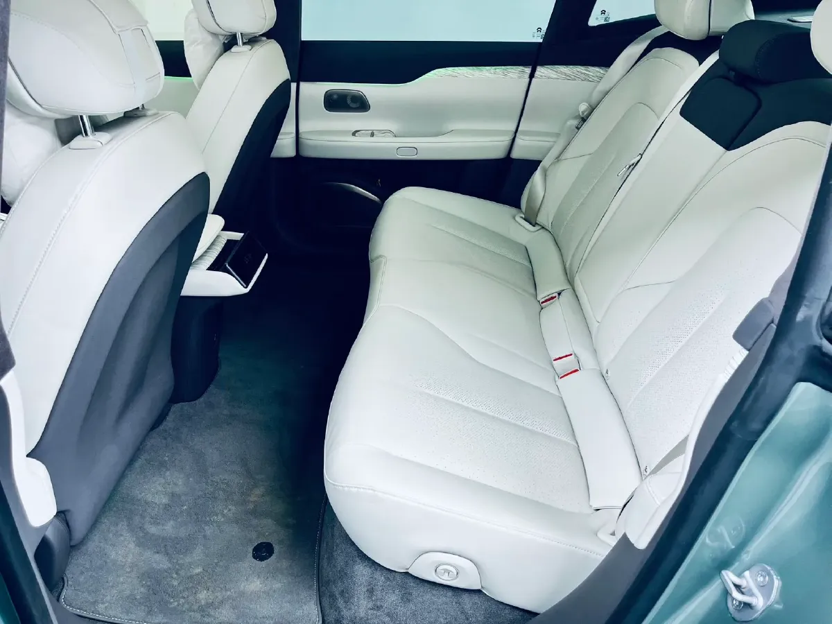 2023 NIO EC7 BEV 75KWH,autocango,china used car exporter,china ev exporter,chinese used car exporter,chinese used ev exporter