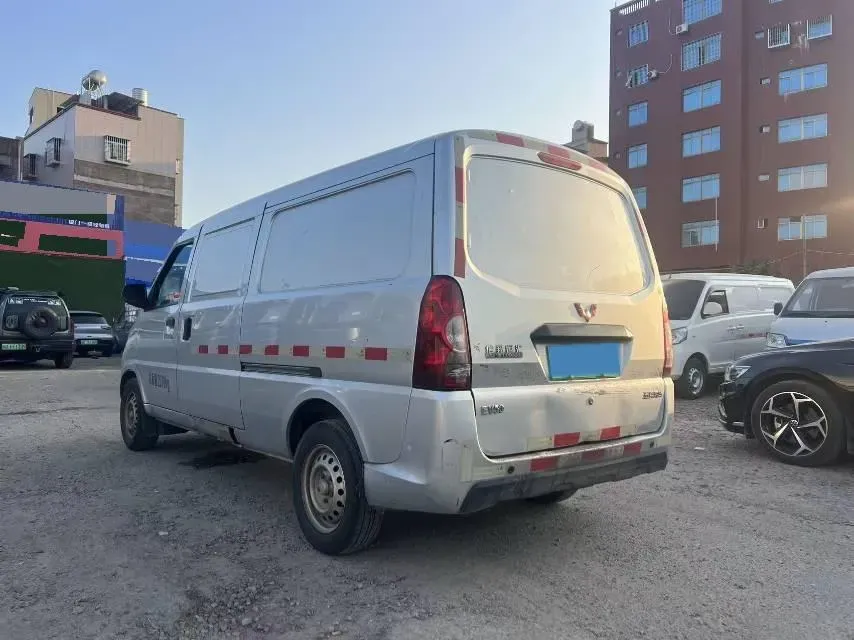 2022 WuLing EV50 BEV 35.904KWH,autocango,china used car exporter,china ev exporter,chinese used car exporter,chinese used ev exporter