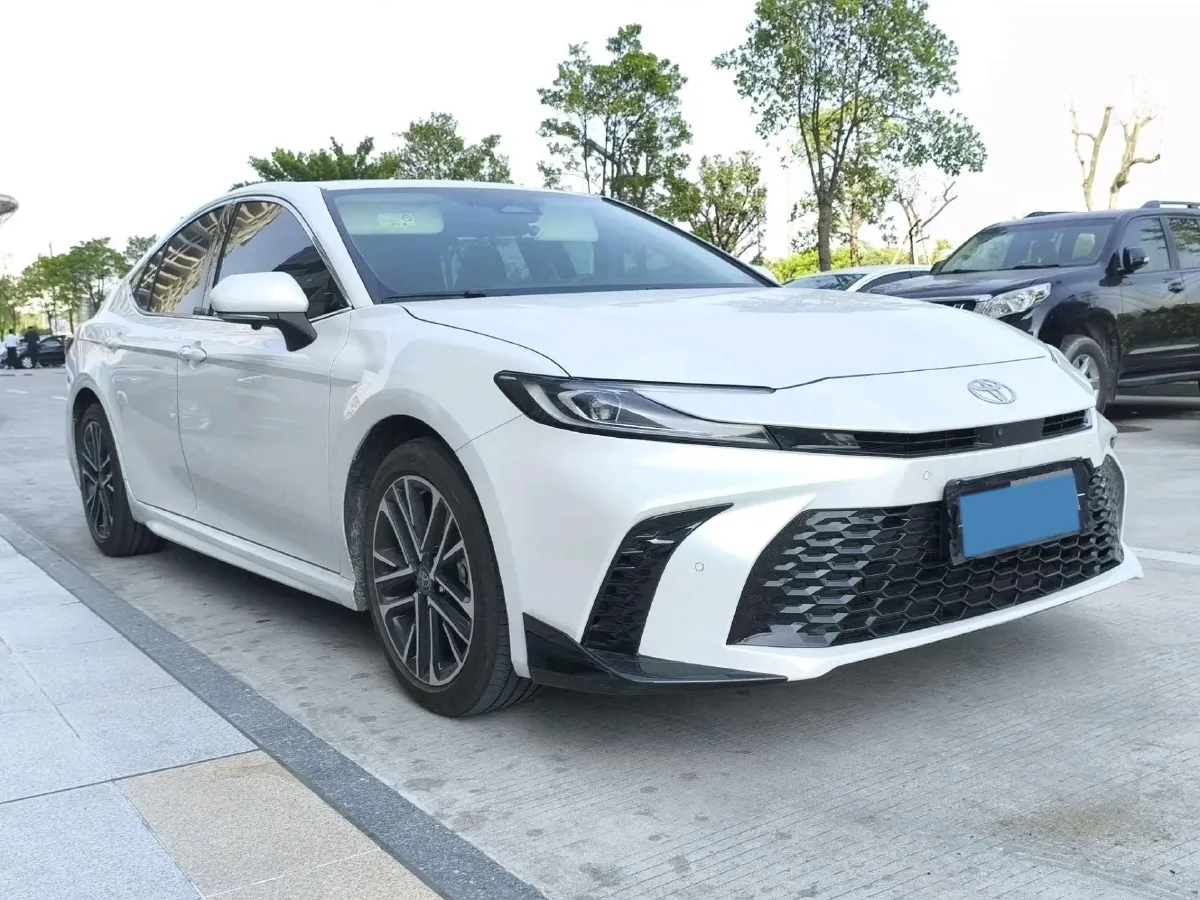 2026 Toyota Camry 2.0L 152HP L4 E-CVT Hybrid,autocango,china used car exporter,china ev exporter,chinese used car exporter,chinese used ev exporter