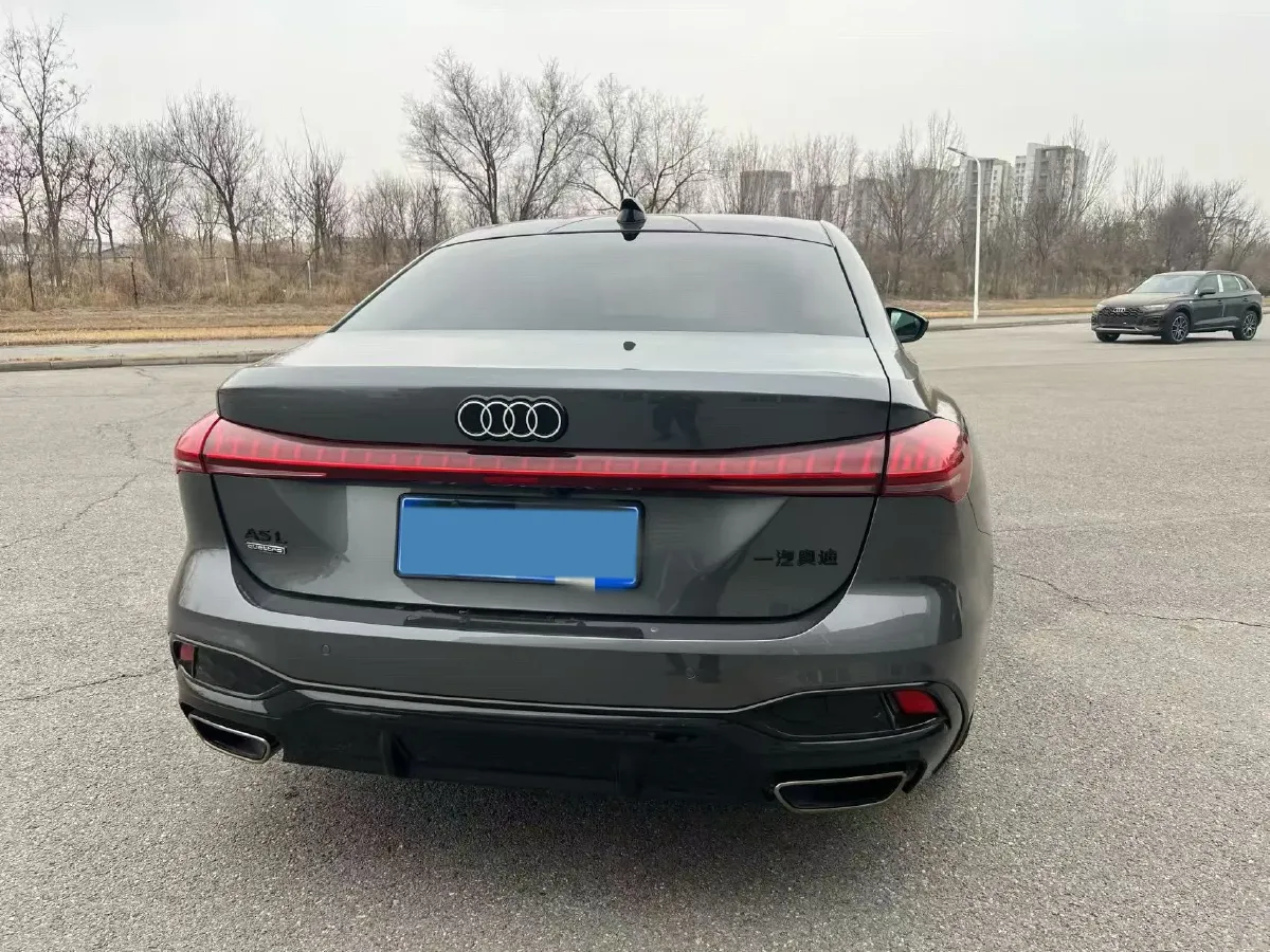 2026 Audi A5L 2.0T 204HP L4 7DCT,autocango,china used car exporter,china ev exporter,chinese used car exporter,chinese used ev exporter