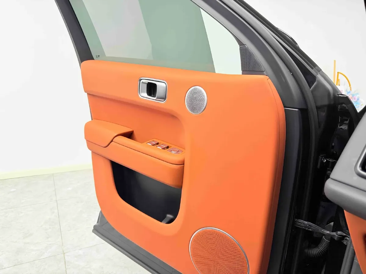 2023 Li L7 Range Extended 154HP REEV 40.9KWH,autocango,china used car exporter,china ev exporter,chinese used car exporter,chinese used ev exporter