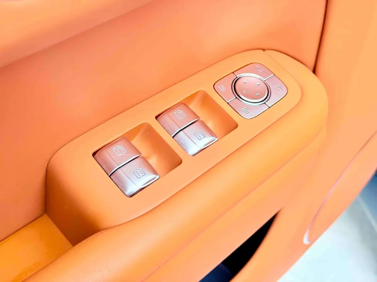 2023 Li L7 Range Extended 154HP REEV 40.9KWH,autocango,china used car exporter,china ev exporter,chinese used car exporter,chinese used ev exporter