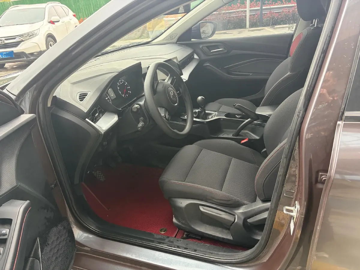 2022 MG 5 1.5L 120HP L4 5MT,autocango,china used car exporter,china ev exporter,chinese used car exporter,chinese used ev exporter