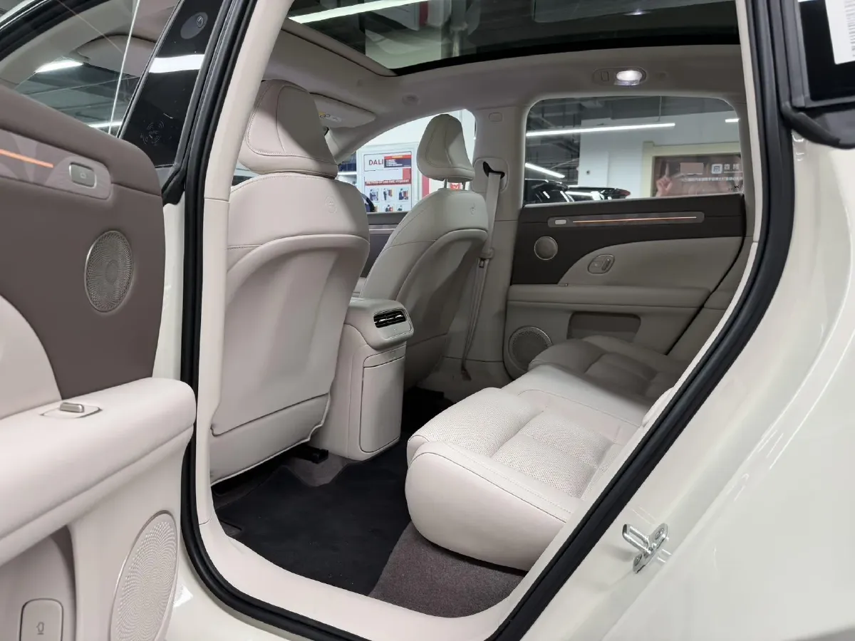 2026 IM LS6 BEV,autocango,china used car exporter,china ev exporter,chinese used car exporter,chinese used ev exporter