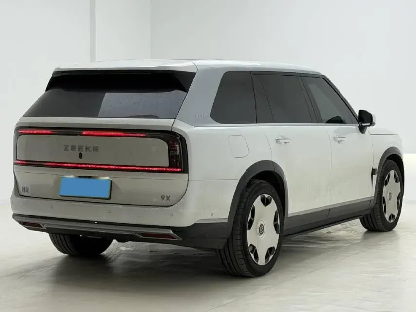 2025 Zeekr 9X 2.0T 279HP L4 1DHT PHEV,autocango,china used car exporter,china ev exporter,chinese used car exporter,chinese used ev exporter