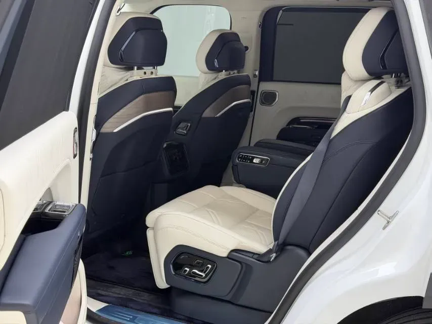 2025 Zeekr 9X 2.0T 279HP L4 1DHT PHEV,autocango,china used car exporter,china ev exporter,chinese used car exporter,chinese used ev exporter