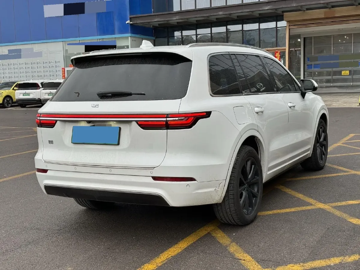 2020 Li ONE Range Extended 131HP REEV 40.5KWH,autocango,china used car exporter,china ev exporter,chinese used car exporter,chinese used ev exporter