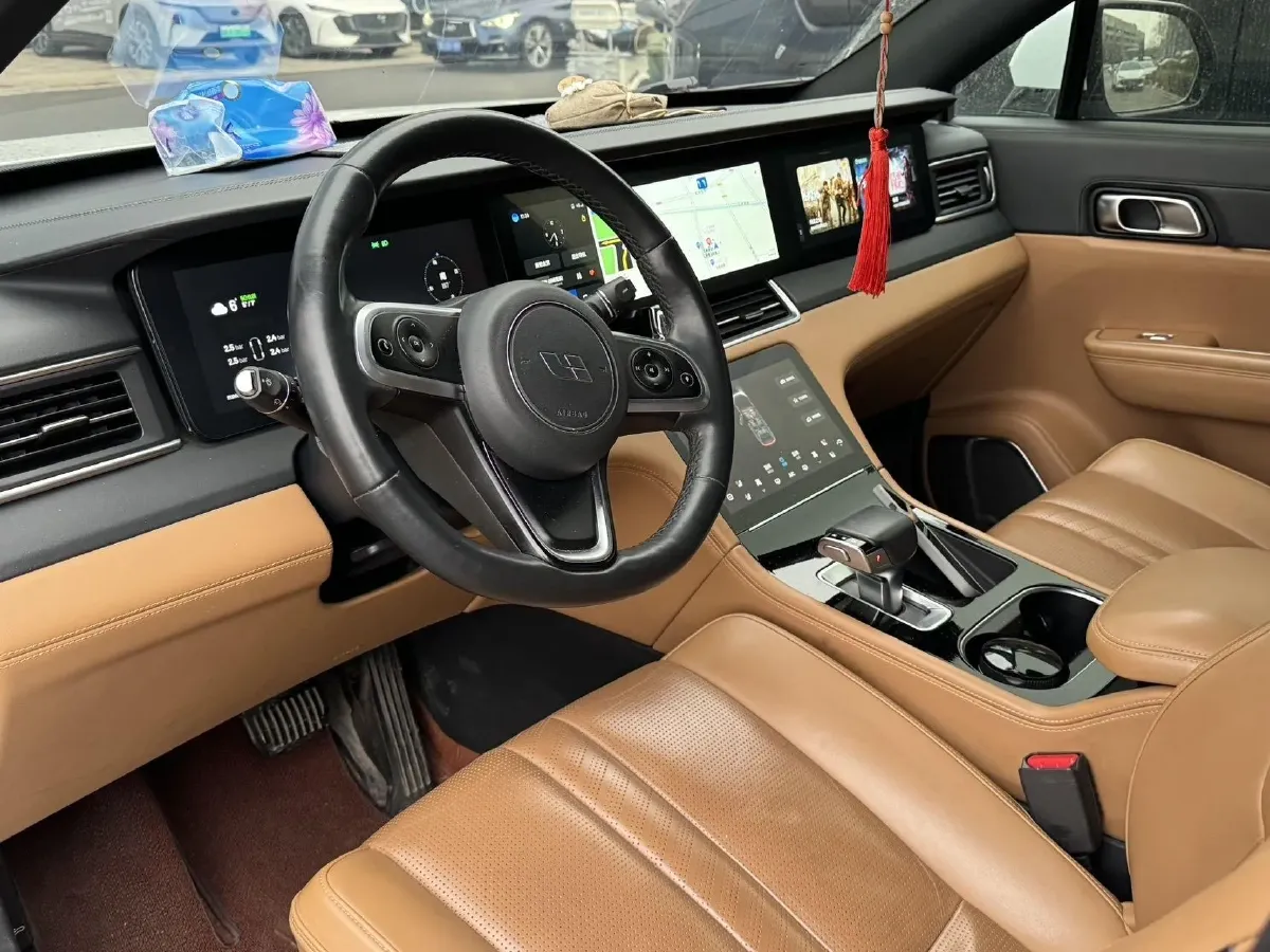 2020 Li ONE Range Extended 131HP REEV 40.5KWH,autocango,china used car exporter,china ev exporter,chinese used car exporter,chinese used ev exporter