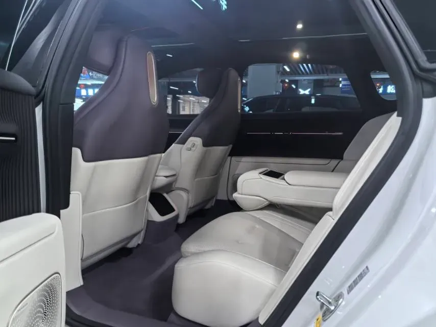 2025 Avatr 12 1.5T 156HP L4 REEV 39.05KWH,autocango,china used car exporter,china ev exporter,chinese used car exporter,chinese used ev exporter