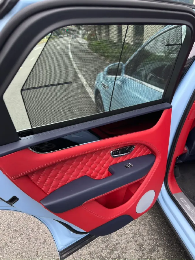 2021 Bentley Bentayga 3.0T 340HP V6 8AT PHEV 17.3KWH,autocango,china used car exporter,china ev exporter,chinese used car exporter,chinese used ev exporter