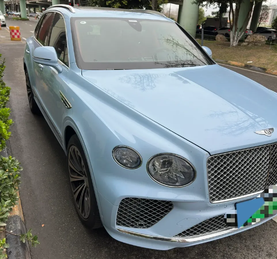 2021 Bentley Bentayga 3.0T 340HP V6 8AT PHEV 17.3KWH,autocango,china used car exporter,china ev exporter,chinese used car exporter,chinese used ev exporter