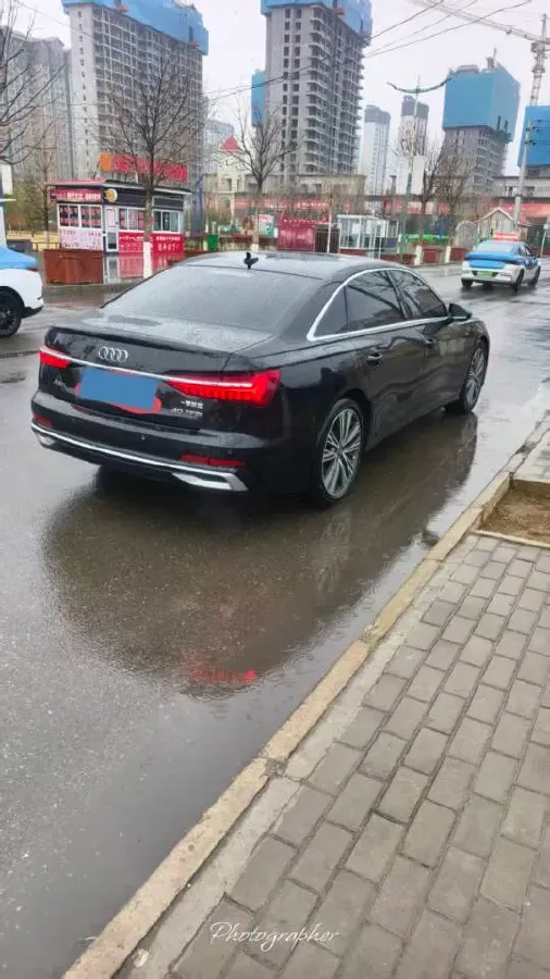 2022 Audi A6L 2.0T 190HP L4 7DCT,autocango,china used car exporter,china ev exporter,chinese used car exporter,chinese used ev exporter