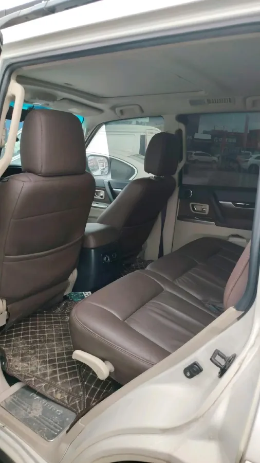 2017 Honda Jade 1.8L 141HP L4 5AT,autocango,china used car exporter,china ev exporter,chinese used car exporter,chinese used ev exporter