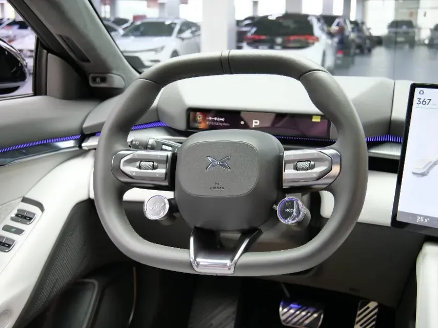 2025 Xpeng P7 BEV,autocango,china used car exporter,china ev exporter,chinese used car exporter,chinese used ev exporter