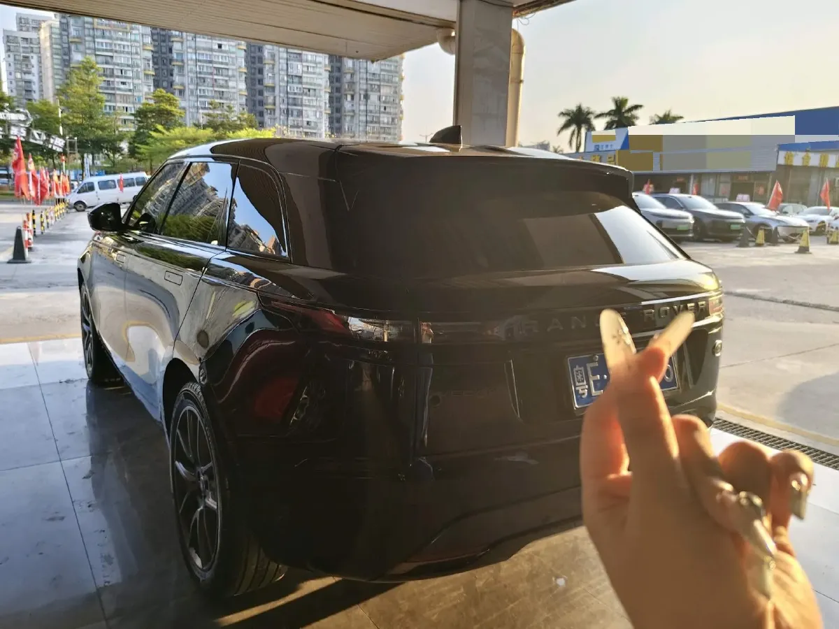 2024 Land Rover Range Rover Velar 2.0T 250HP L4 8AT,autocango,china used car exporter,china ev exporter,chinese used car exporter,chinese used ev exporter